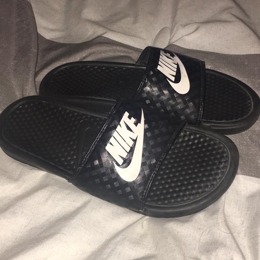 nike slides